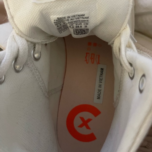 White & Beige Chuck Taylor 70 Marquis - Picture 10 of 10